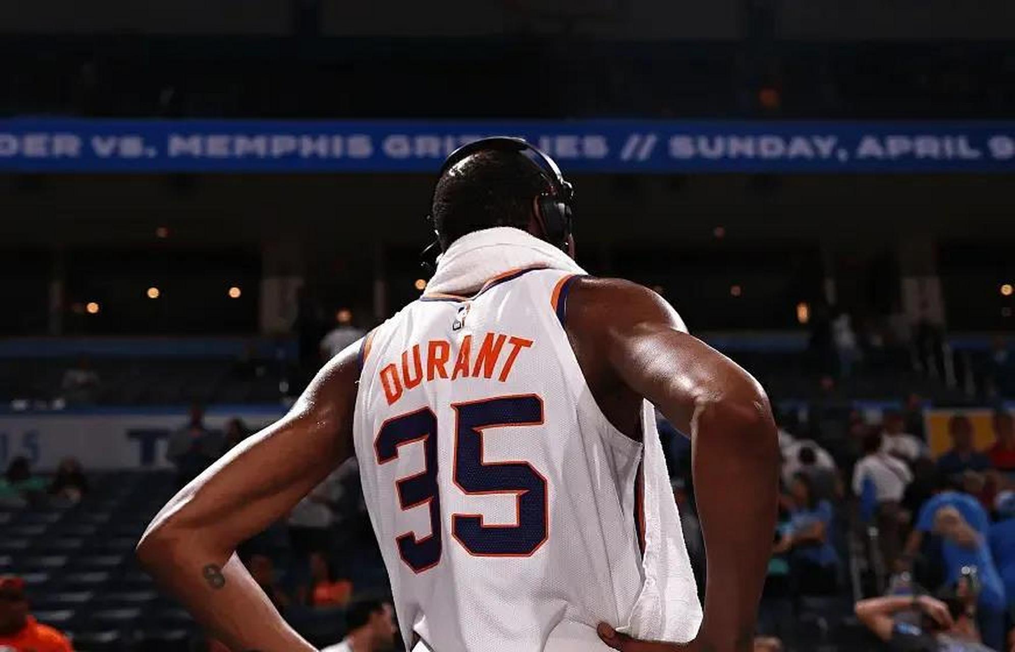 开云体育app-包含猛龙客场大胜老鹰,西亚卡姆砍下分的词条