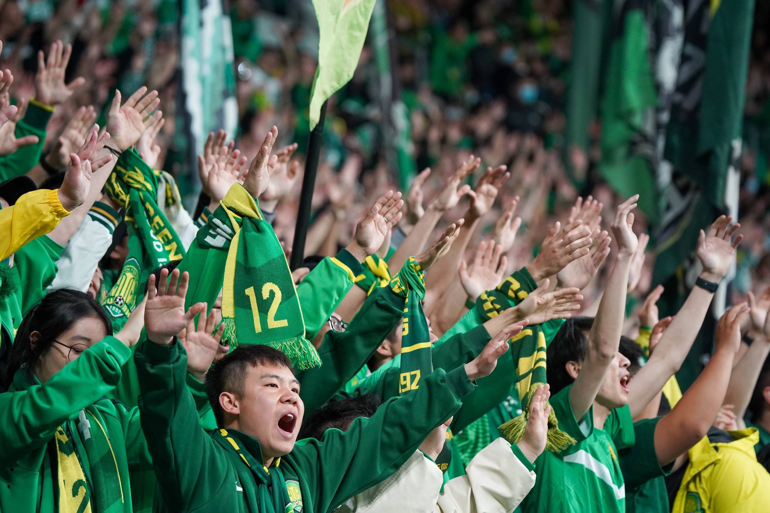 精彩纷呈的比赛为观众带来了无尽的乐趣 精彩纷呈的比赛为观众带来了无尽的乐趣