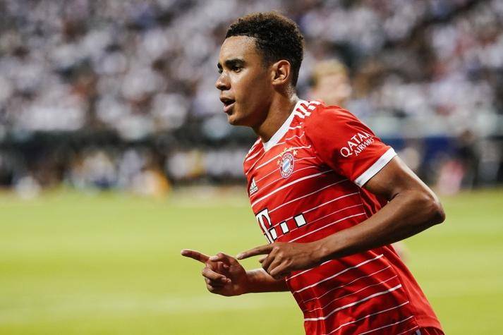 开云体育app-足球巨星惊艳表现，为球队带来胜利