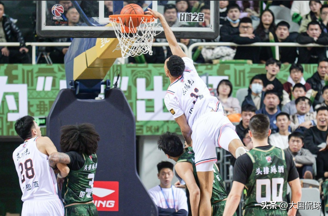 包含湖南男篮豪取胜利,明显提升比赛实力的词条 包含湖南男篮豪取胜利,明显提升比赛实力的词条