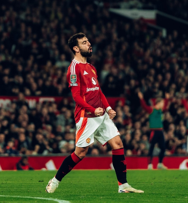 曼联客场大胜,霸气展现冠军相貌 曼联客场大胜,霸气展现冠军相貌