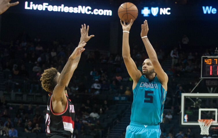 开云体育官网-包含黄蜂遭遇失利，连输三场已步上不归路的词条