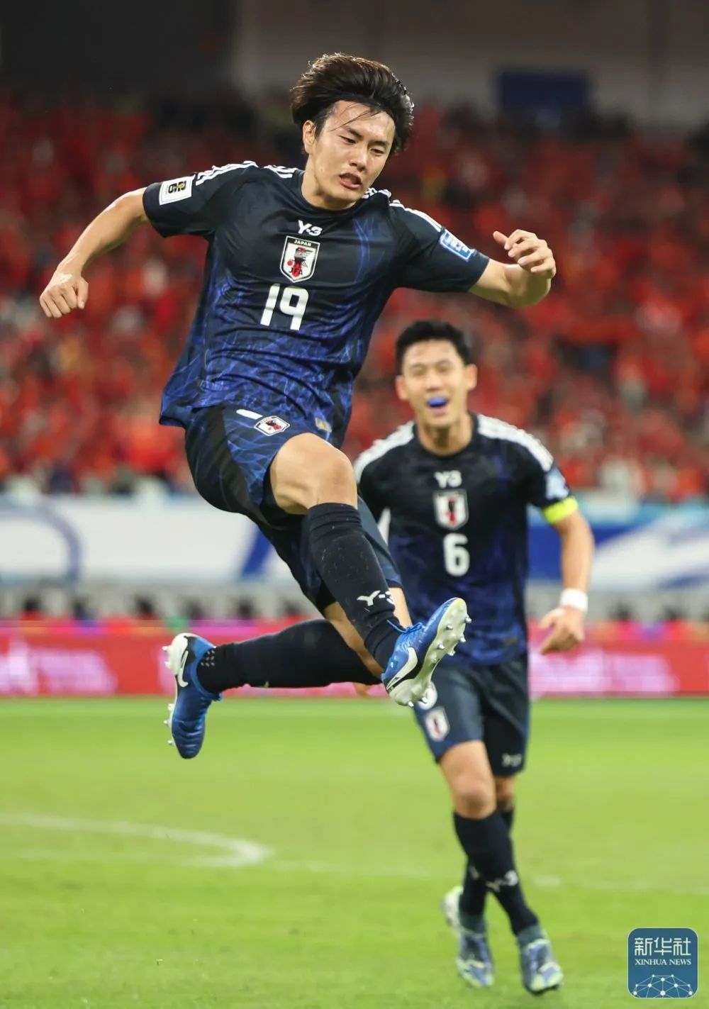 日本队球员技术娴熟取得优势 日本队球员技术娴熟取得优势