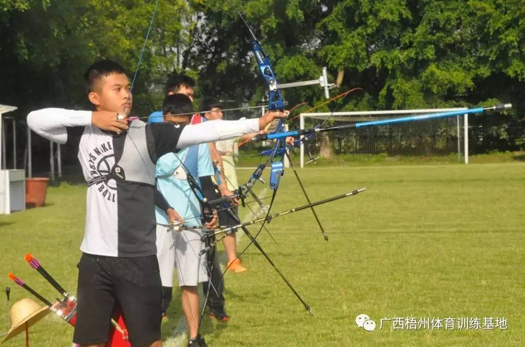 开云体育中国-北美球队抵达训练基地，备战赛季开幕的简单介绍