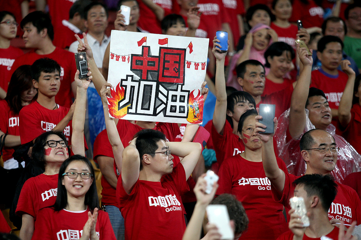 开云体育下载-球队在比赛中凭借出色的表现获得了胜利