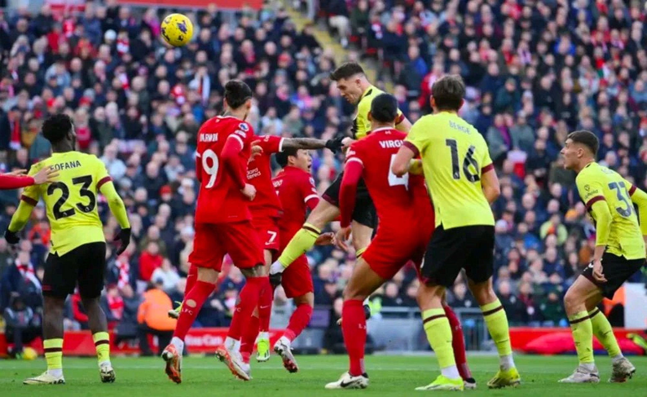 关于利物浦客场大胜伯恩利,稳坐榜首位置的信息 关于利物浦客场大胜伯恩利,稳坐榜首位置的信息