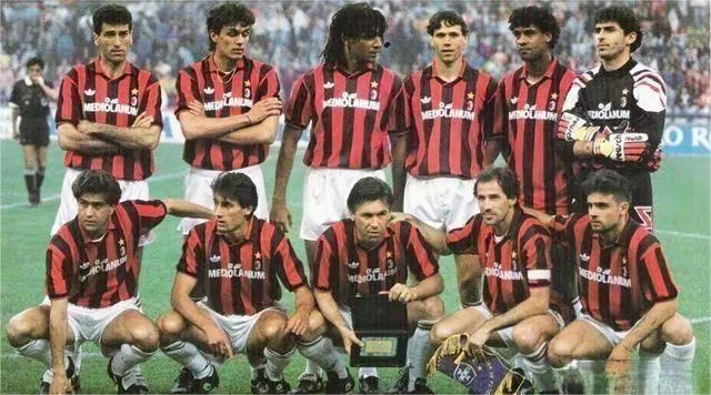 包含巴萨PKAC米兰，实力均衡看点十足的词条