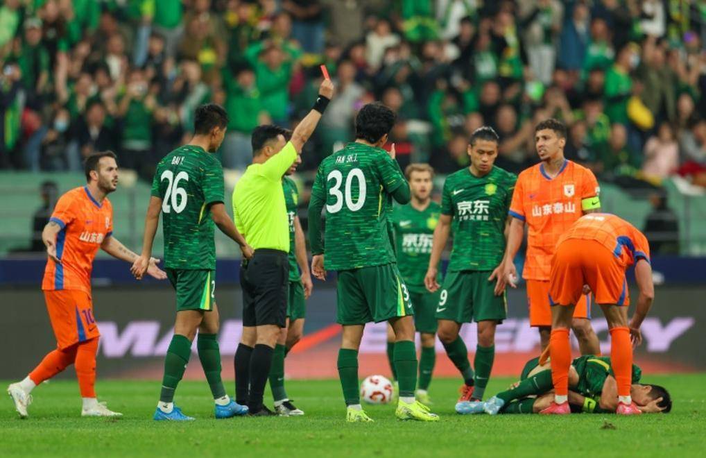 开云体育官网-鲁能主场轻取申花，实力碾压对手