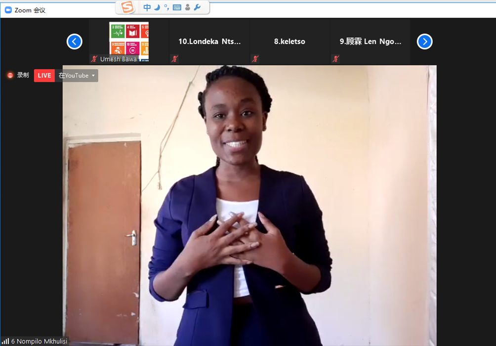 南非格斗选手奋力拼搏,取得佳绩 南非格斗选手奋力拼搏,取得佳绩