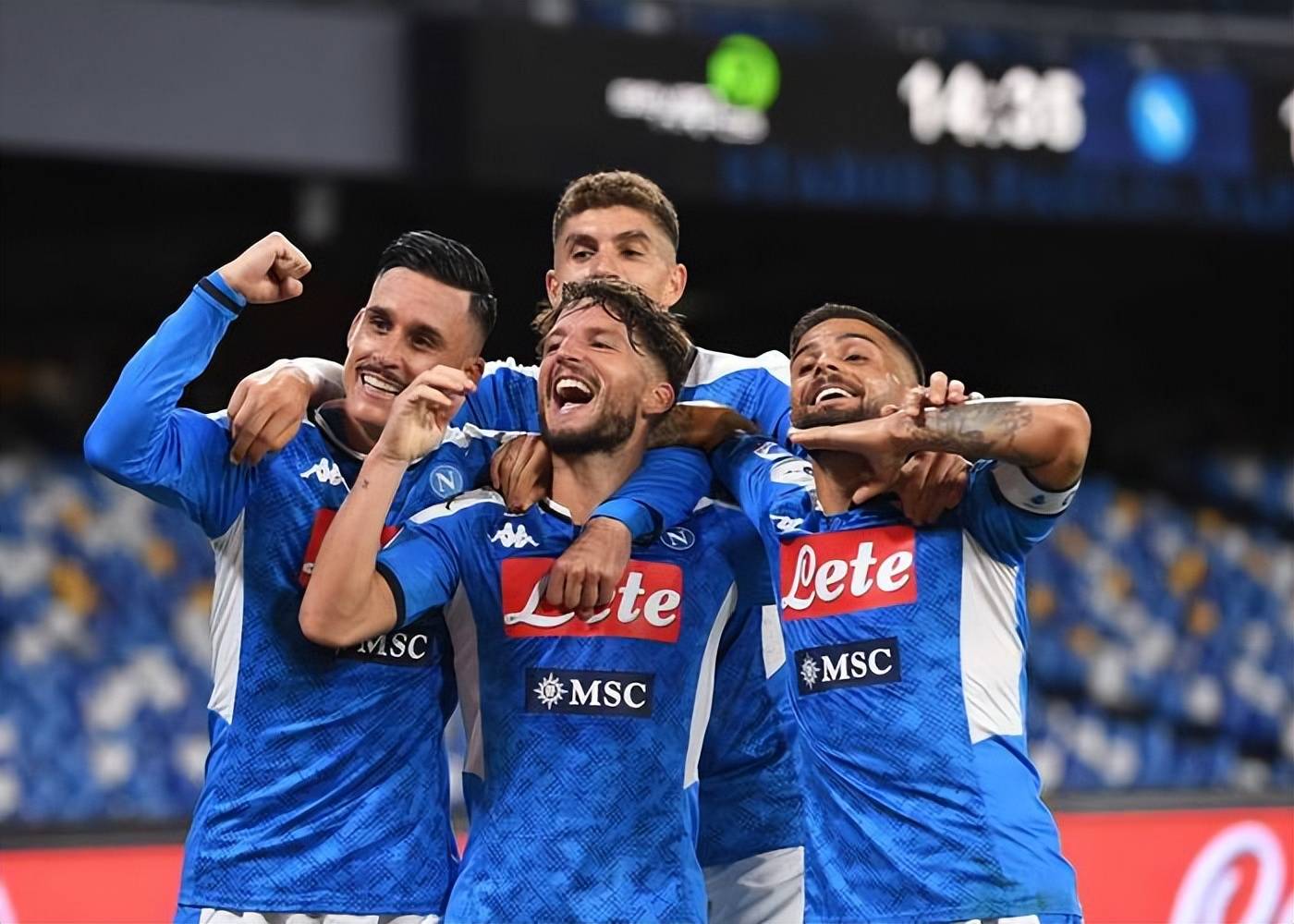 开云体育APP下载-关于佛罗伦萨全队拼尽全力，精彩表现的信息