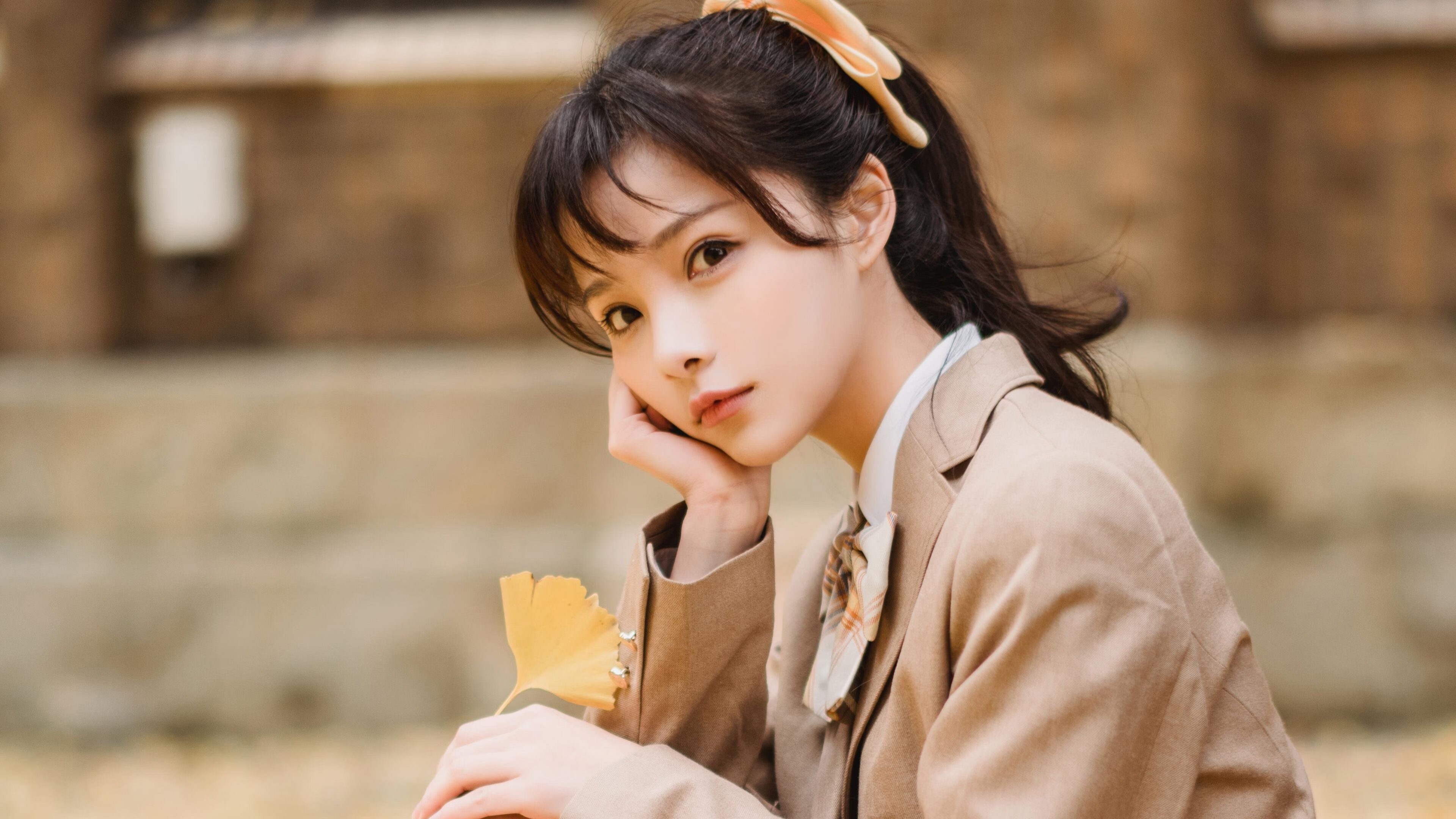 开云体育登录-双星闪耀，卡马文加的破茧与拜仁的稳定叙事