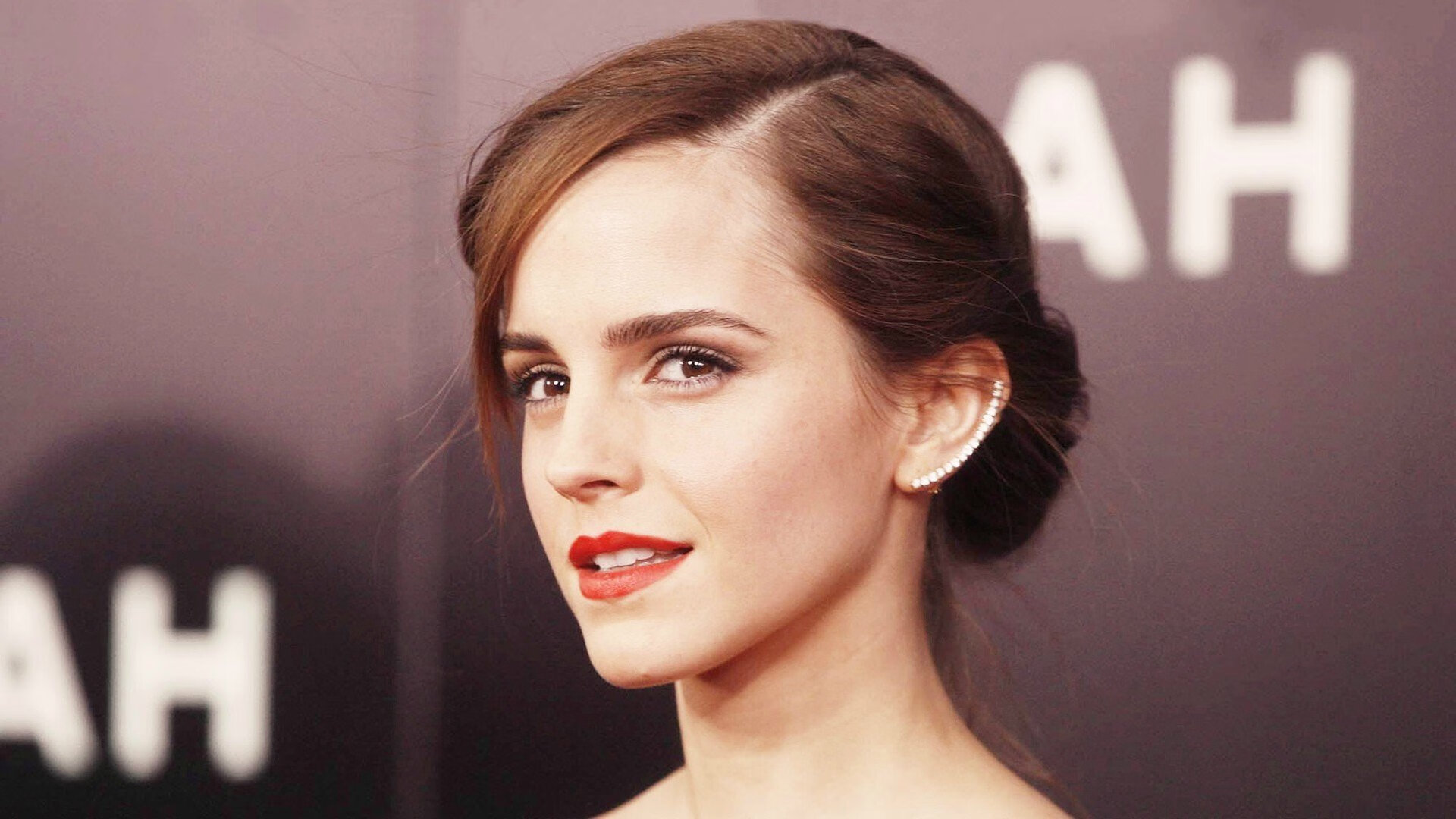 开云体育-洪都拉斯狂胜比利亚雷亚尔，皮克高光表现虽败犹荣