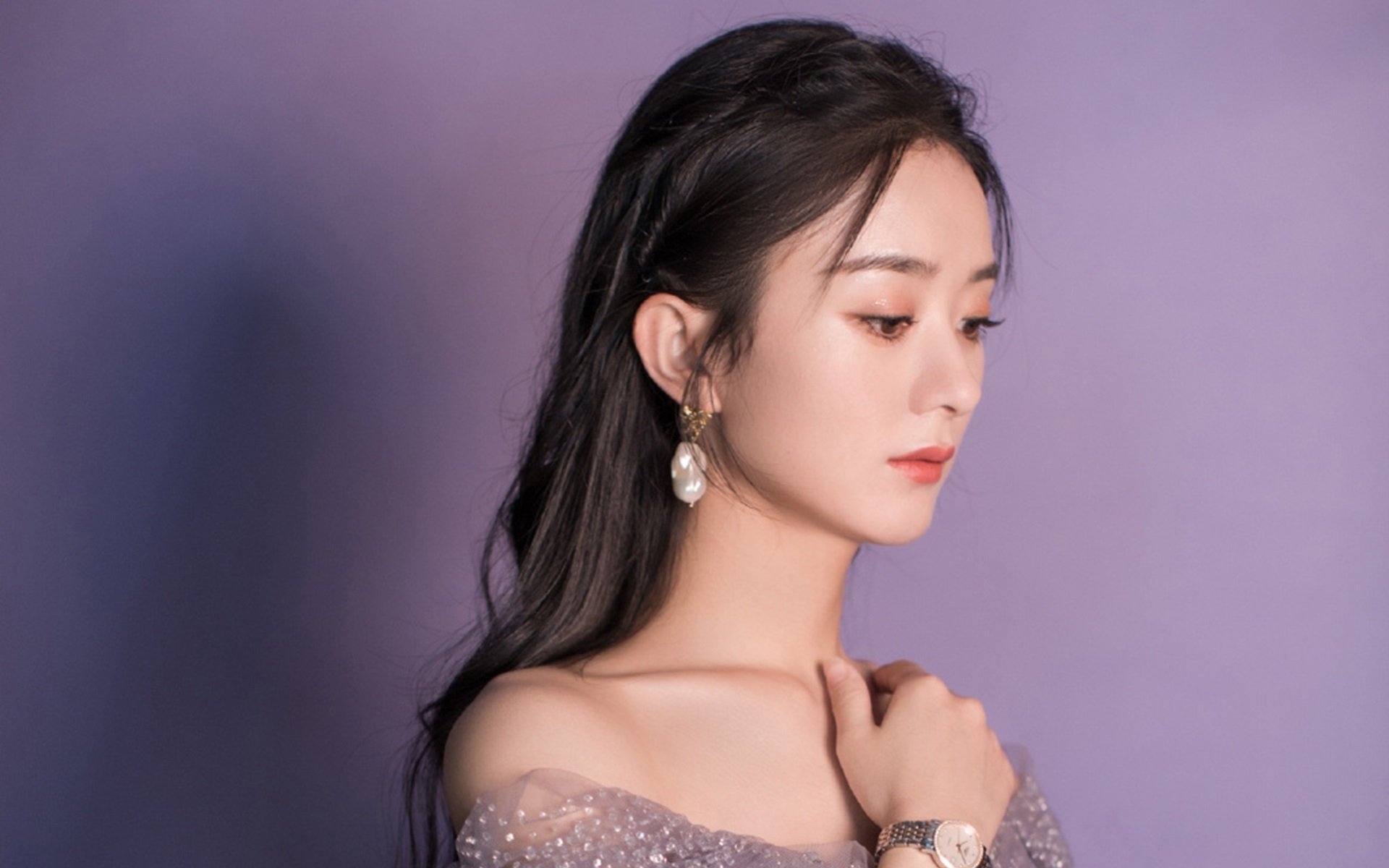 开云体育在线-掘金铁壁封锁尼克斯，东契奇关键先生闪耀赛场—篮球战术与英雄主义的交响