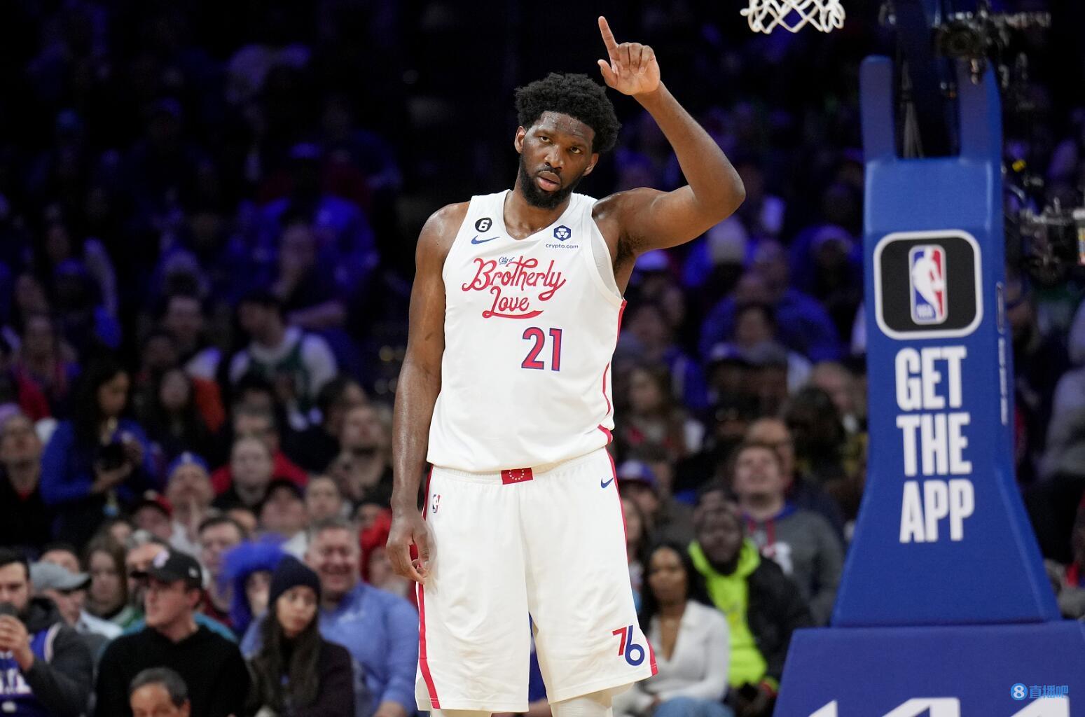 开云体育下载-76人险胜太阳,小贾伦主宰比赛走向