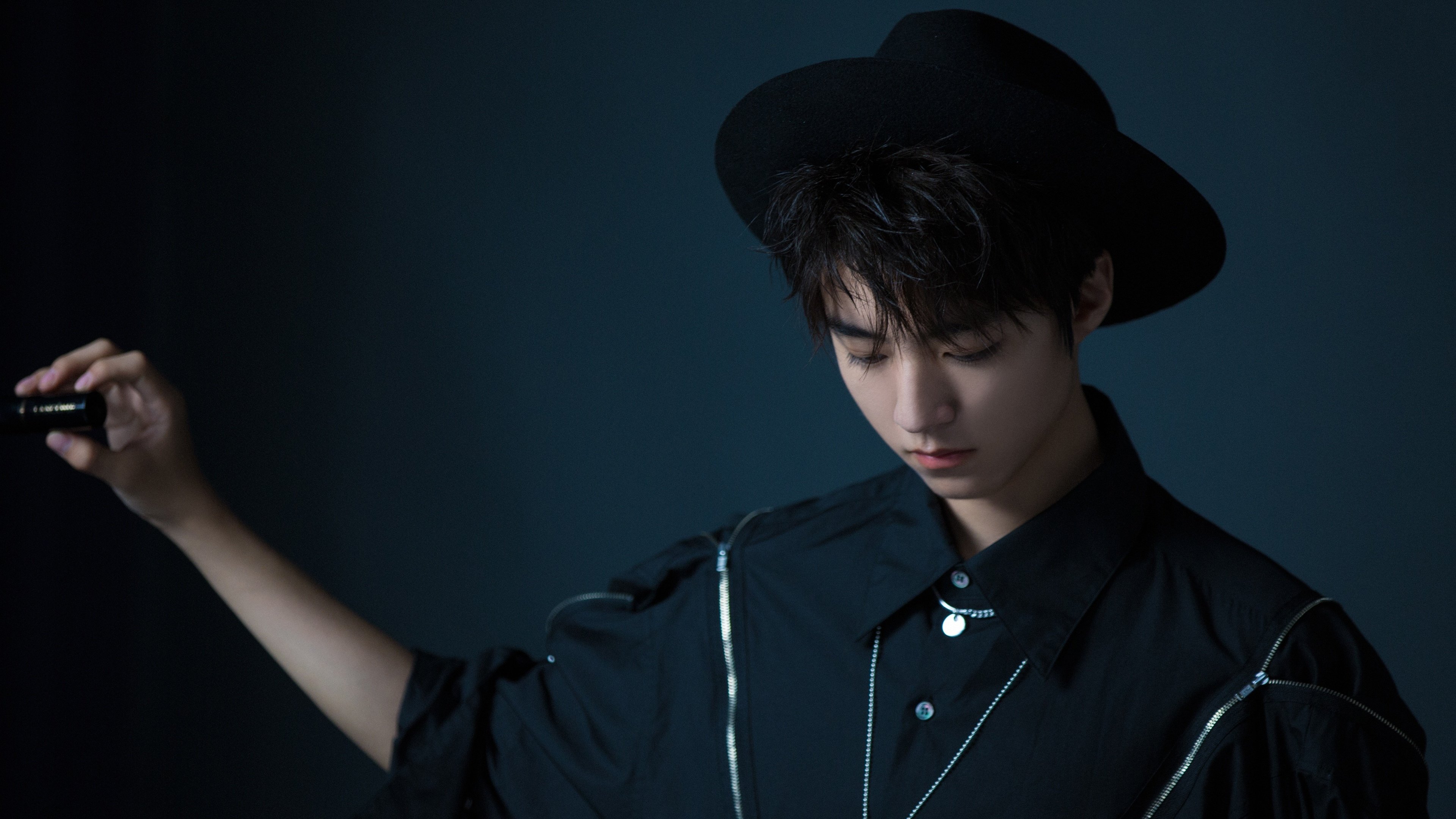 开云体育-王子公园起义，维尼修斯爆发之夜，巴黎足球击溃卡塔尔金元叙事